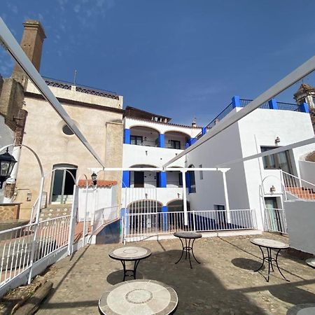 Hotel Rural La Posada de las Cigüeñas Jerez De Los Caballeros Exterior foto