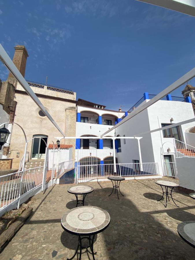 Hotel Rural La Posada de las Cigüeñas Jerez De Los Caballeros Exterior foto