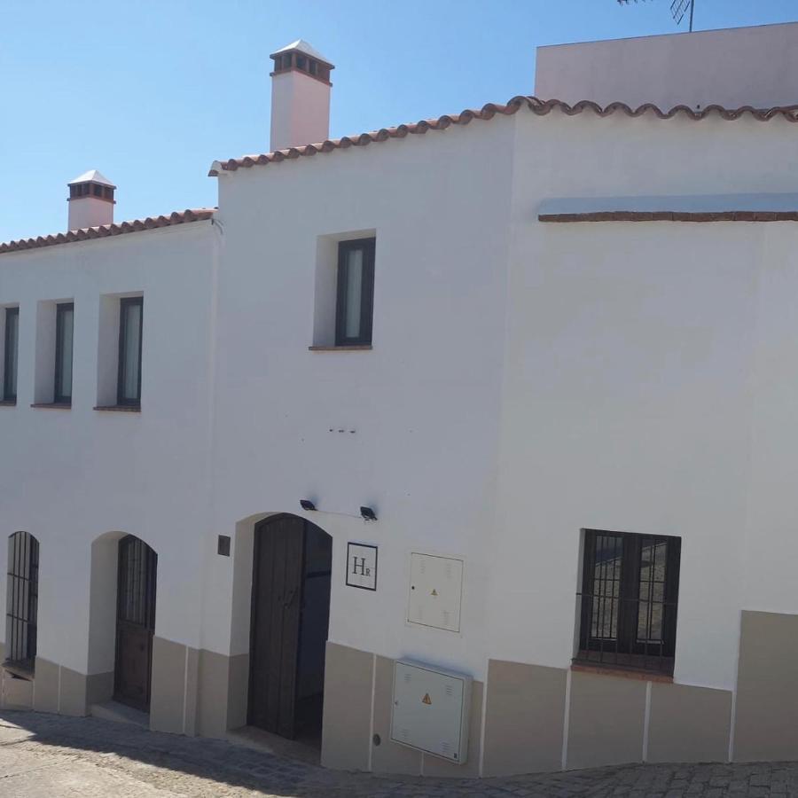 Hotel Rural La Posada de las Cigüeñas Jerez De Los Caballeros Exterior foto