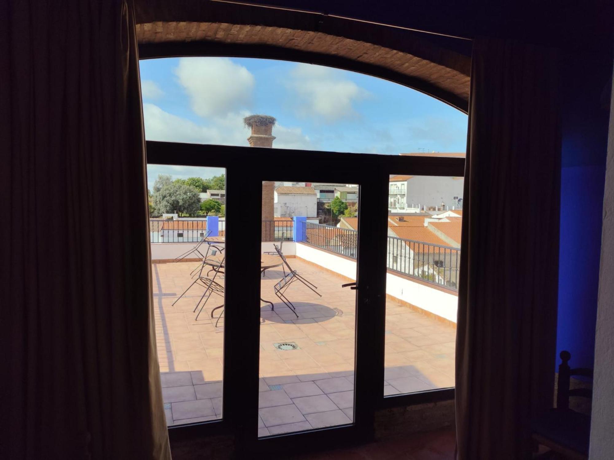 Hotel Rural La Posada de las Cigüeñas Jerez De Los Caballeros Exterior foto